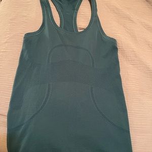 Swiftly Tech tank top size 4